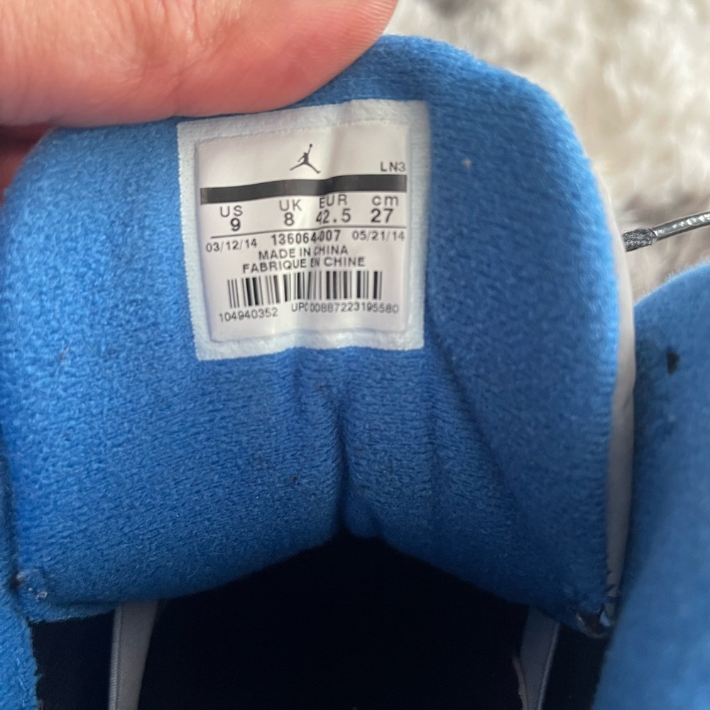 Air Jordan - Picture 4 of 6